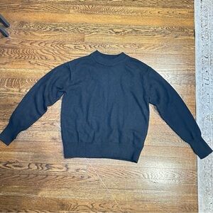 H&M Women's Black Crewneck Sweater